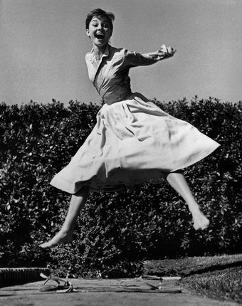 Одри Хепберн, 1955 © Филипп Халсман / Magnum Photos